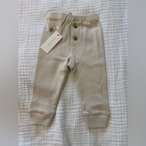 Quincy Mae Cream Ribbed Knit Leggings